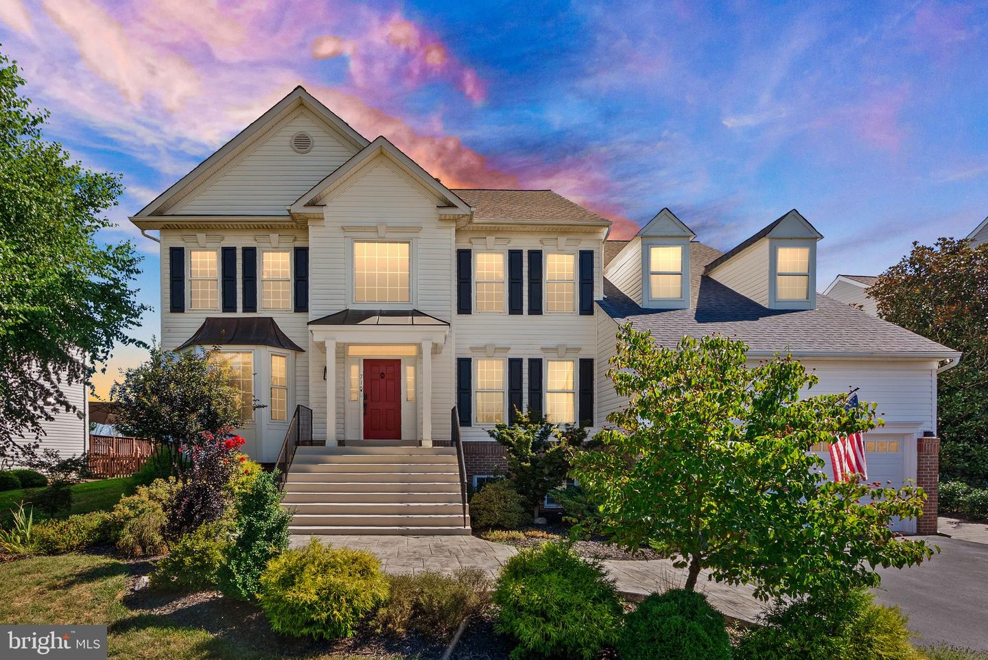 716 DUNCAN PL SE, LEESBURG, Virginia 20175, 5 Bedrooms Bedrooms, ,3 BathroomsBathrooms,Residential,For sale,716 DUNCAN PL SE,VALO2102836 MLS # VALO2102836
