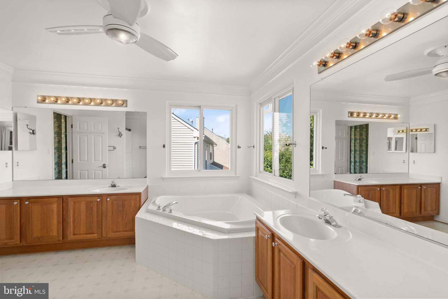 716 DUNCAN PL SE, LEESBURG, Virginia 20175, 5 Bedrooms Bedrooms, ,3 BathroomsBathrooms,Residential,For sale,716 DUNCAN PL SE,VALO2102836 MLS # VALO2102836