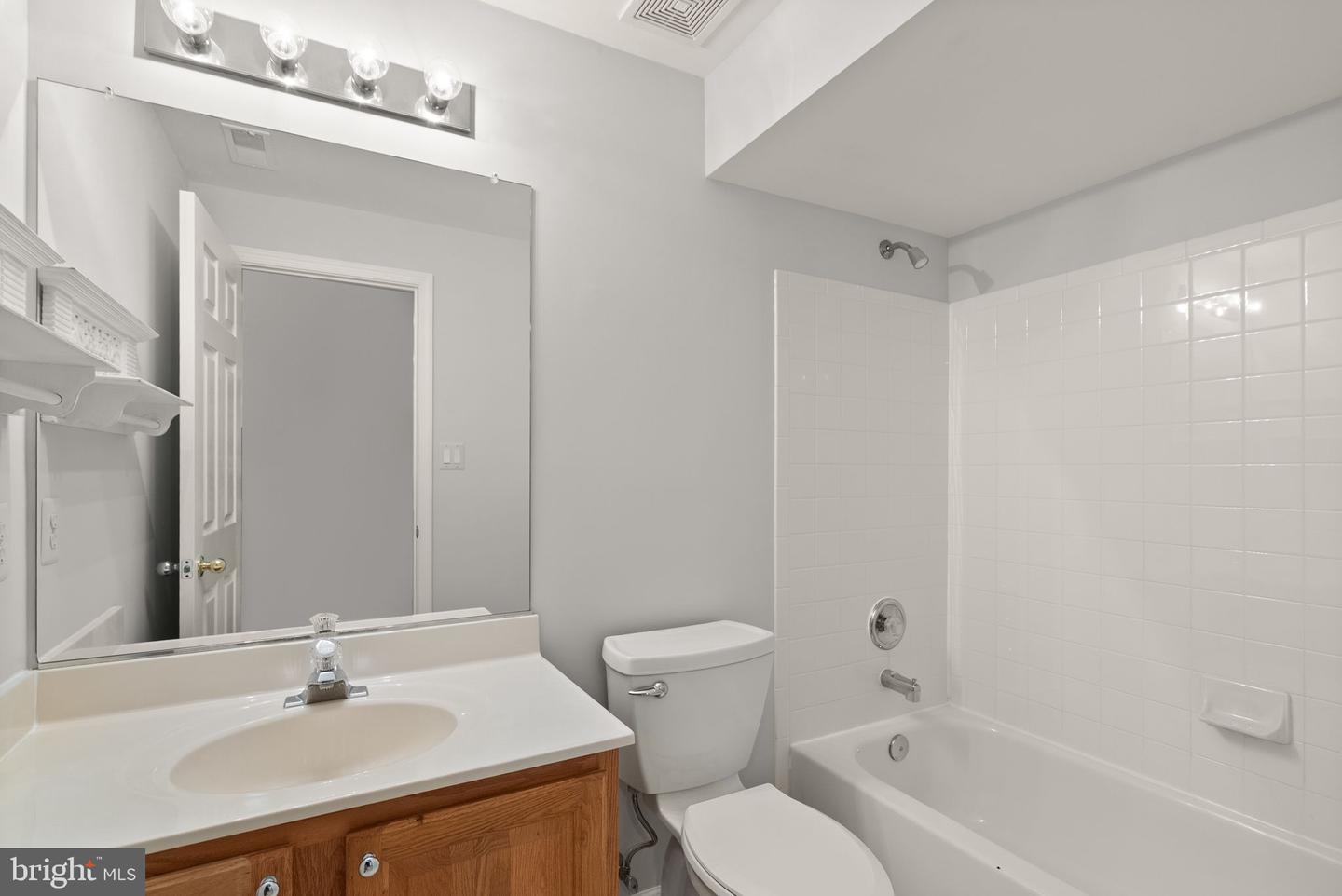 716 DUNCAN PL SE, LEESBURG, Virginia 20175, 5 Bedrooms Bedrooms, ,3 BathroomsBathrooms,Residential,For sale,716 DUNCAN PL SE,VALO2102836 MLS # VALO2102836