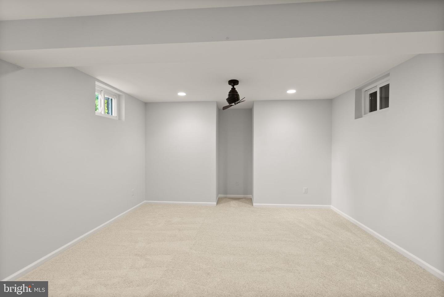 716 DUNCAN PL SE, LEESBURG, Virginia 20175, 5 Bedrooms Bedrooms, ,3 BathroomsBathrooms,Residential,For sale,716 DUNCAN PL SE,VALO2102836 MLS # VALO2102836