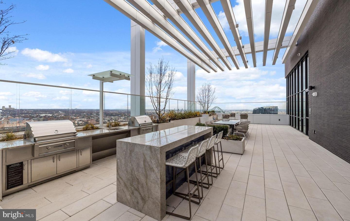 1781 N PIERCE ST #2401, ARLINGTON, Virginia 22209, 3 Bedrooms Bedrooms, ,2 BathroomsBathrooms,Residential,For sale,1781 N PIERCE ST #2401,VAAR2064380 MLS # VAAR2064380