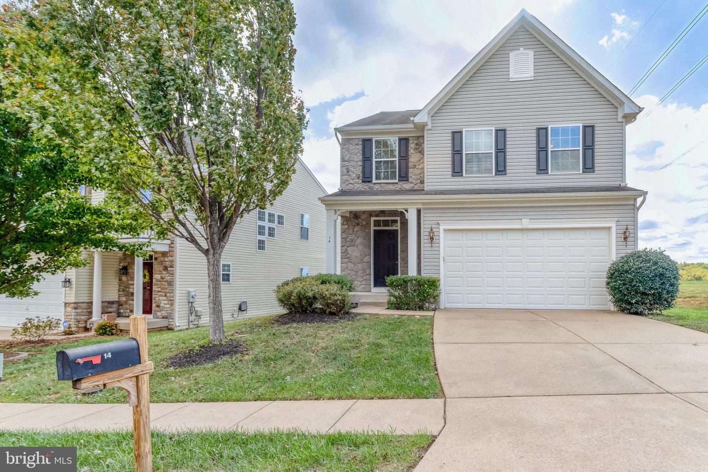 14 EGRET CT, STAFFORD, Virginia 22554, 4 Bedrooms Bedrooms, 12 Rooms Rooms,3 BathroomsBathrooms,Residential,For sale,14 EGRET CT,VAST2043506 MLS # VAST2043506