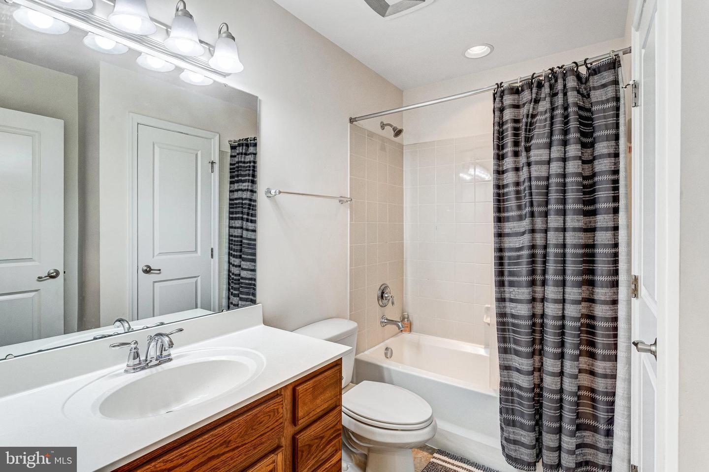14 EGRET CT, STAFFORD, Virginia 22554, 4 Bedrooms Bedrooms, 12 Rooms Rooms,3 BathroomsBathrooms,Residential,For sale,14 EGRET CT,VAST2043506 MLS # VAST2043506