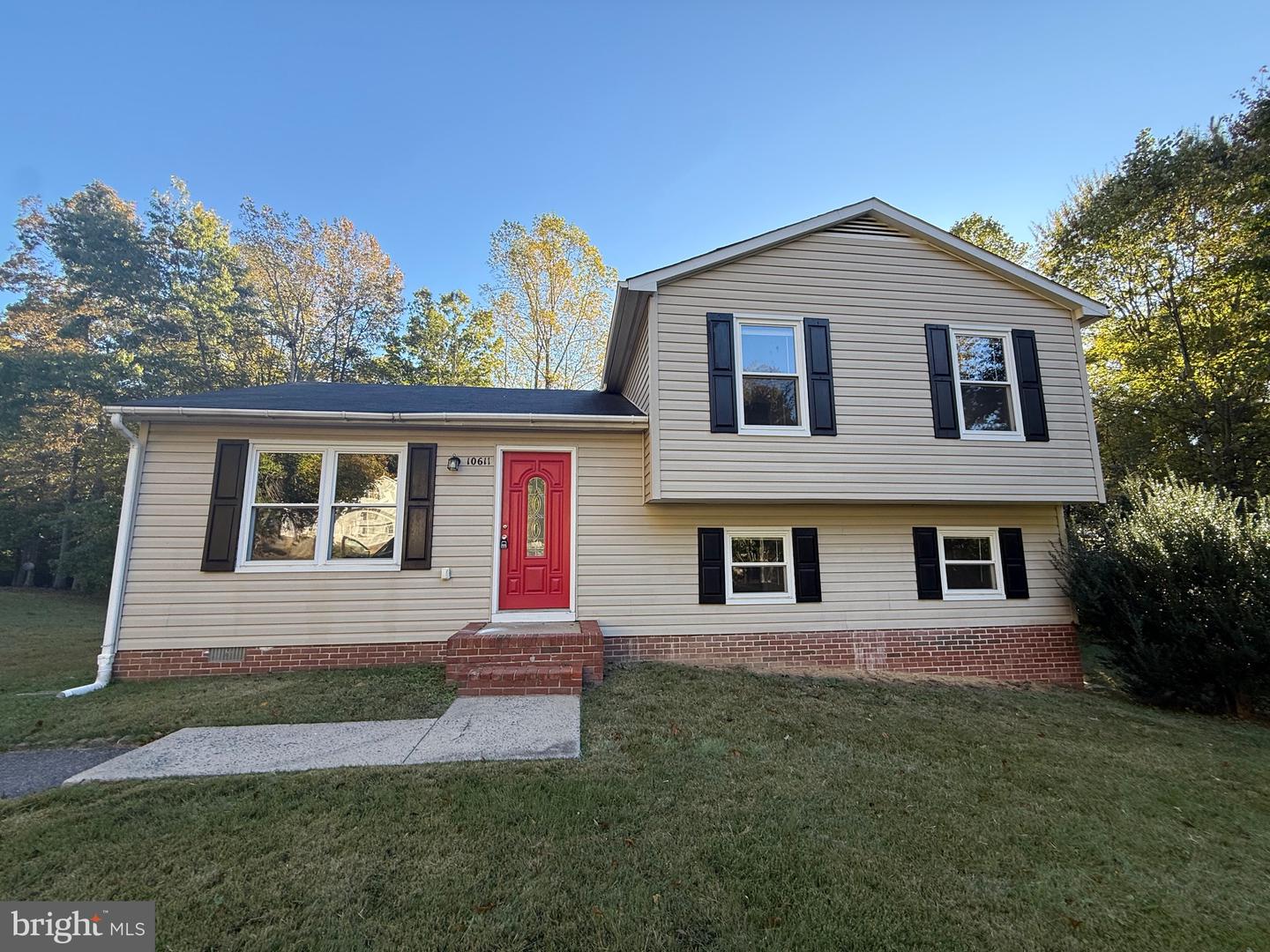 10611 COBBLESTONE DR, SPOTSYLVANIA, Virginia 22553, 3 Bedrooms Bedrooms, ,2 BathroomsBathrooms,Residential,For sale,10611 COBBLESTONE DR,VASP2037038 MLS # VASP2037038