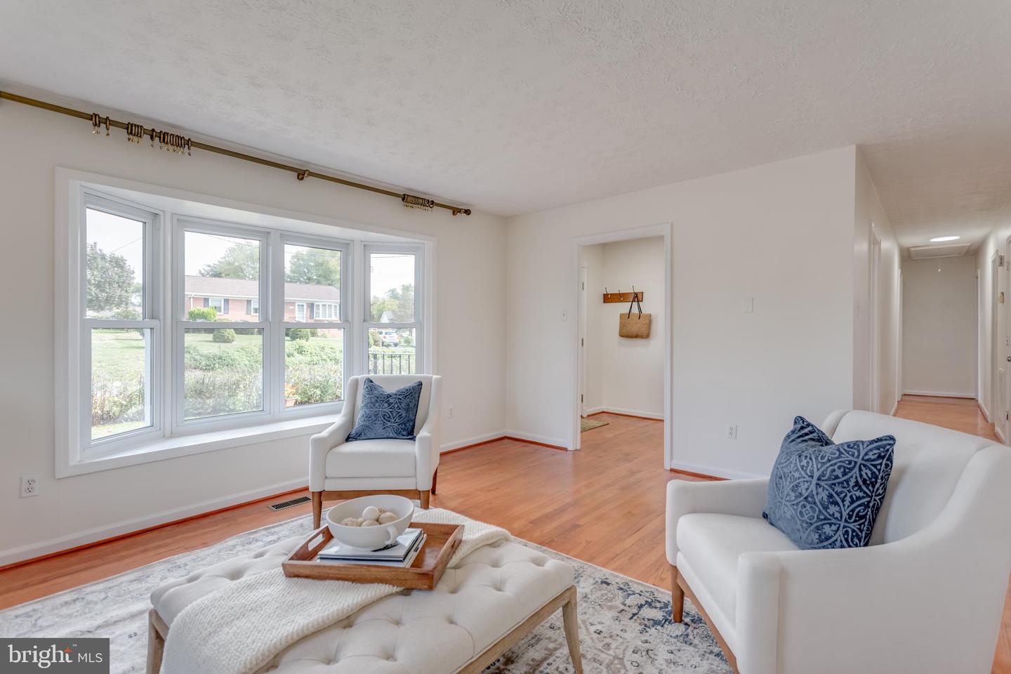 113 WILLIAMSON RD, WINCHESTER, Virginia 22602, 3 Bedrooms Bedrooms, ,2 BathroomsBathrooms,Residential,For sale,113 WILLIAMSON RD,VAFV2037522 MLS # VAFV2037522