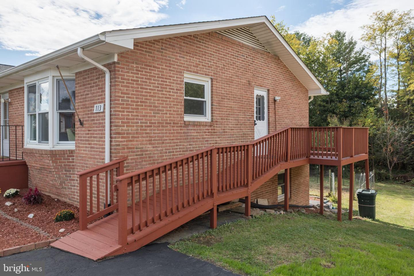 113 WILLIAMSON RD, WINCHESTER, Virginia 22602, 3 Bedrooms Bedrooms, ,2 BathroomsBathrooms,Residential,For sale,113 WILLIAMSON RD,VAFV2037522 MLS # VAFV2037522