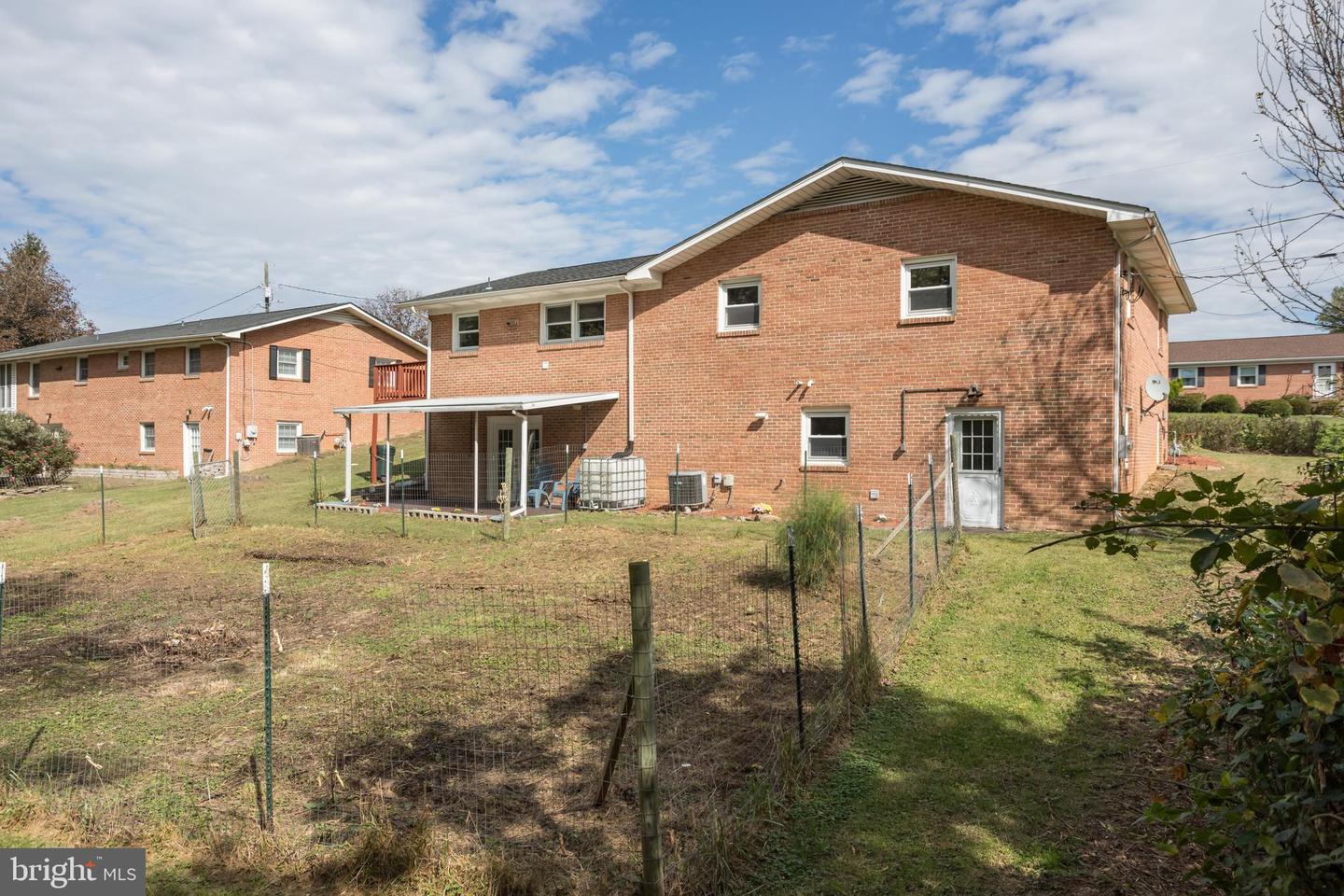 113 WILLIAMSON RD, WINCHESTER, Virginia 22602, 3 Bedrooms Bedrooms, ,2 BathroomsBathrooms,Residential,For sale,113 WILLIAMSON RD,VAFV2037522 MLS # VAFV2037522