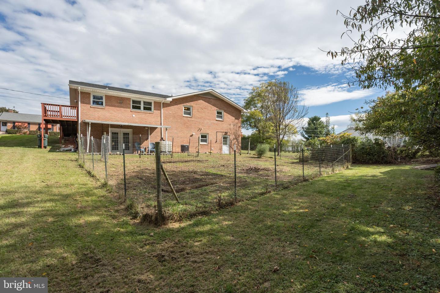 113 WILLIAMSON RD, WINCHESTER, Virginia 22602, 3 Bedrooms Bedrooms, ,2 BathroomsBathrooms,Residential,For sale,113 WILLIAMSON RD,VAFV2037522 MLS # VAFV2037522