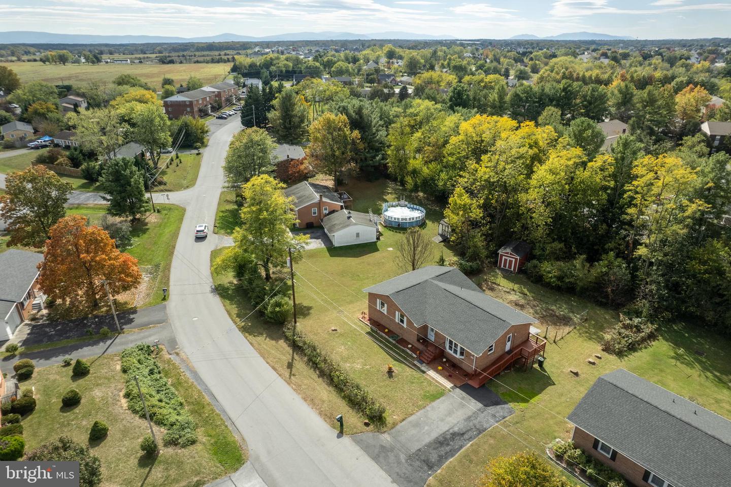 113 WILLIAMSON RD, WINCHESTER, Virginia 22602, 3 Bedrooms Bedrooms, ,2 BathroomsBathrooms,Residential,For sale,113 WILLIAMSON RD,VAFV2037522 MLS # VAFV2037522