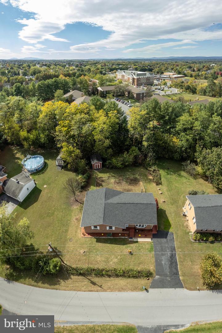 113 WILLIAMSON RD, WINCHESTER, Virginia 22602, 3 Bedrooms Bedrooms, ,2 BathroomsBathrooms,Residential,For sale,113 WILLIAMSON RD,VAFV2037522 MLS # VAFV2037522