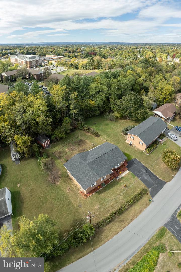 113 WILLIAMSON RD, WINCHESTER, Virginia 22602, 3 Bedrooms Bedrooms, ,2 BathroomsBathrooms,Residential,For sale,113 WILLIAMSON RD,VAFV2037522 MLS # VAFV2037522