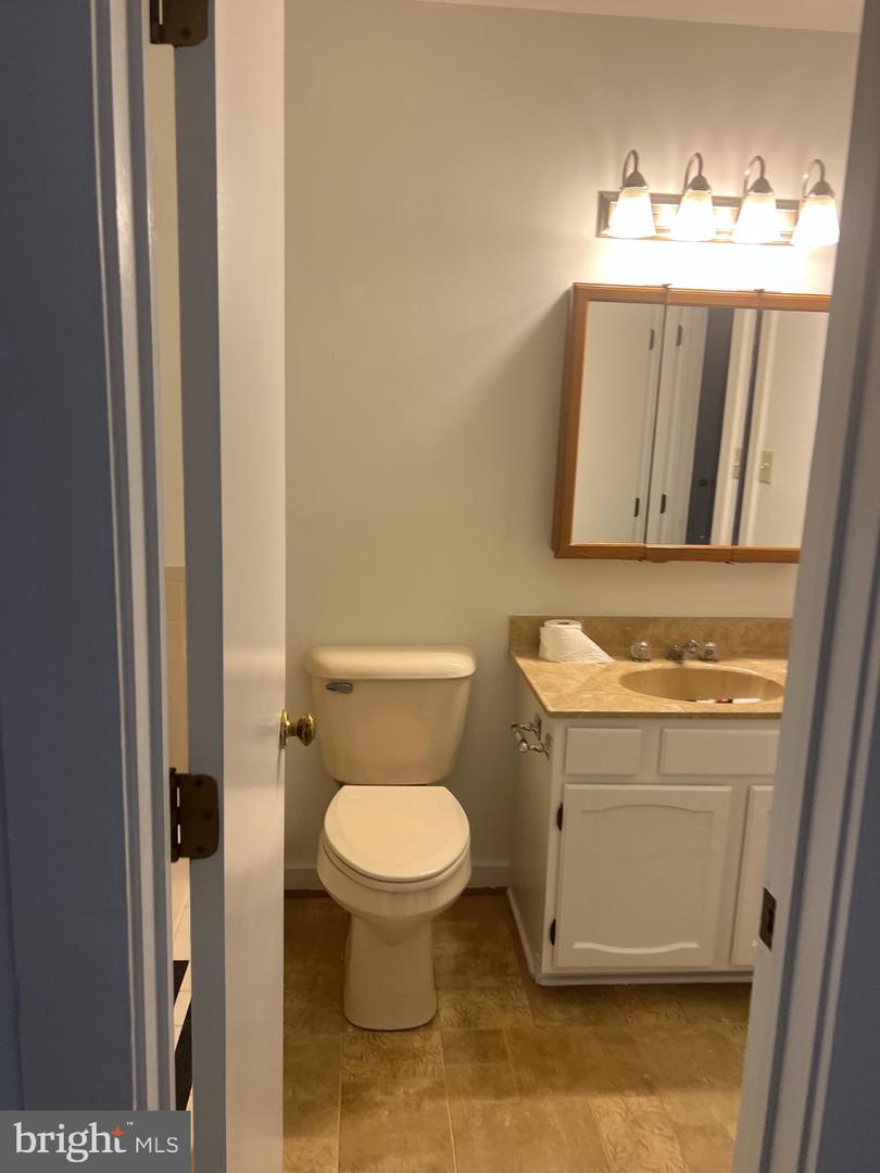 218 MISTY POINT LN, NEWPORT NEWS, Virginia 23603, 2 Bedrooms Bedrooms, ,2 BathroomsBathrooms,Residential,For sale,218 MISTY POINT LN,VANN2000108 MLS # VANN2000108 218 MISTY POINT LN, NEWPORT NEWS, Virginia 23603, 2 Bedrooms Bedrooms, ,2 BathroomsBathrooms,Residential,For sale,218 MISTY POINT LN,VANN2000108 MLS # VANN2000108