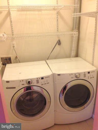 3505 DEVON DR, FALLS CHURCH, Virginia 22042, 3 Bedrooms Bedrooms, 5 Rooms Rooms,2 BathroomsBathrooms,Residential,For sale,3505 DEVON DR,VAFX2275440 MLS # VAFX2275440