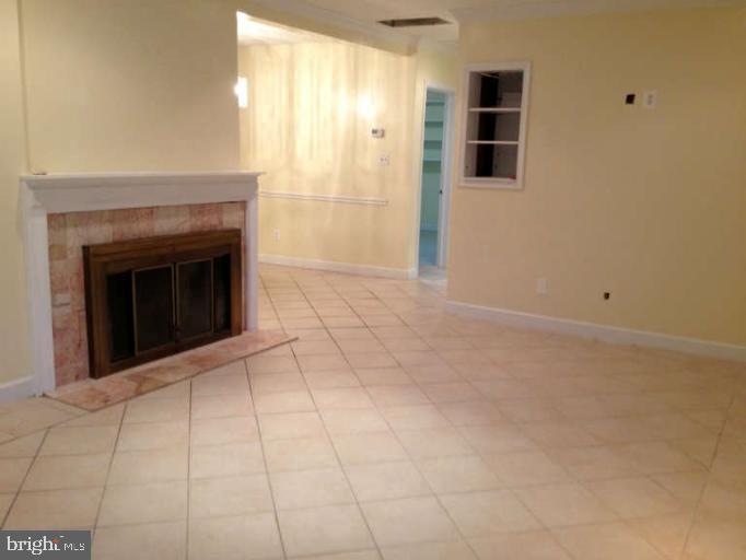 3505 DEVON DR, FALLS CHURCH, Virginia 22042, 3 Bedrooms Bedrooms, 5 Rooms Rooms,2 BathroomsBathrooms,Residential,For sale,3505 DEVON DR,VAFX2275440 MLS # VAFX2275440