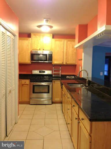 3505 DEVON DR, FALLS CHURCH, Virginia 22042, 3 Bedrooms Bedrooms, 5 Rooms Rooms,2 BathroomsBathrooms,Residential,For sale,3505 DEVON DR,VAFX2275440 MLS # VAFX2275440