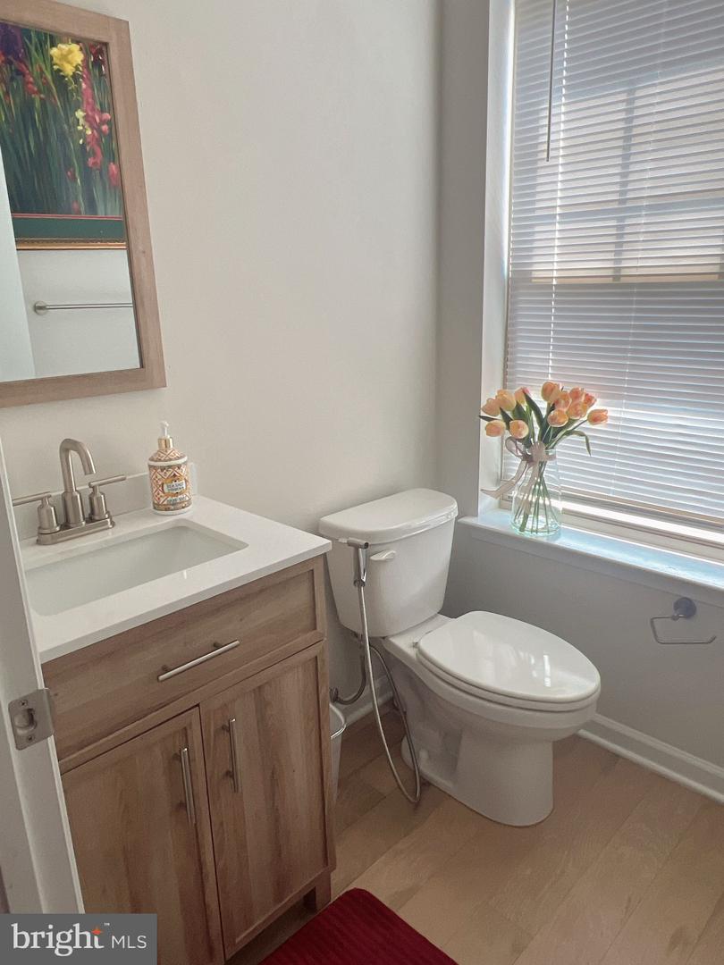 817 SAWBACK SQ NE, LEESBURG, Virginia 20176, 4 Bedrooms Bedrooms, ,3 BathroomsBathrooms,Residential,For sale,817 SAWBACK SQ NE,VALO2106044 MLS # VALO2106044