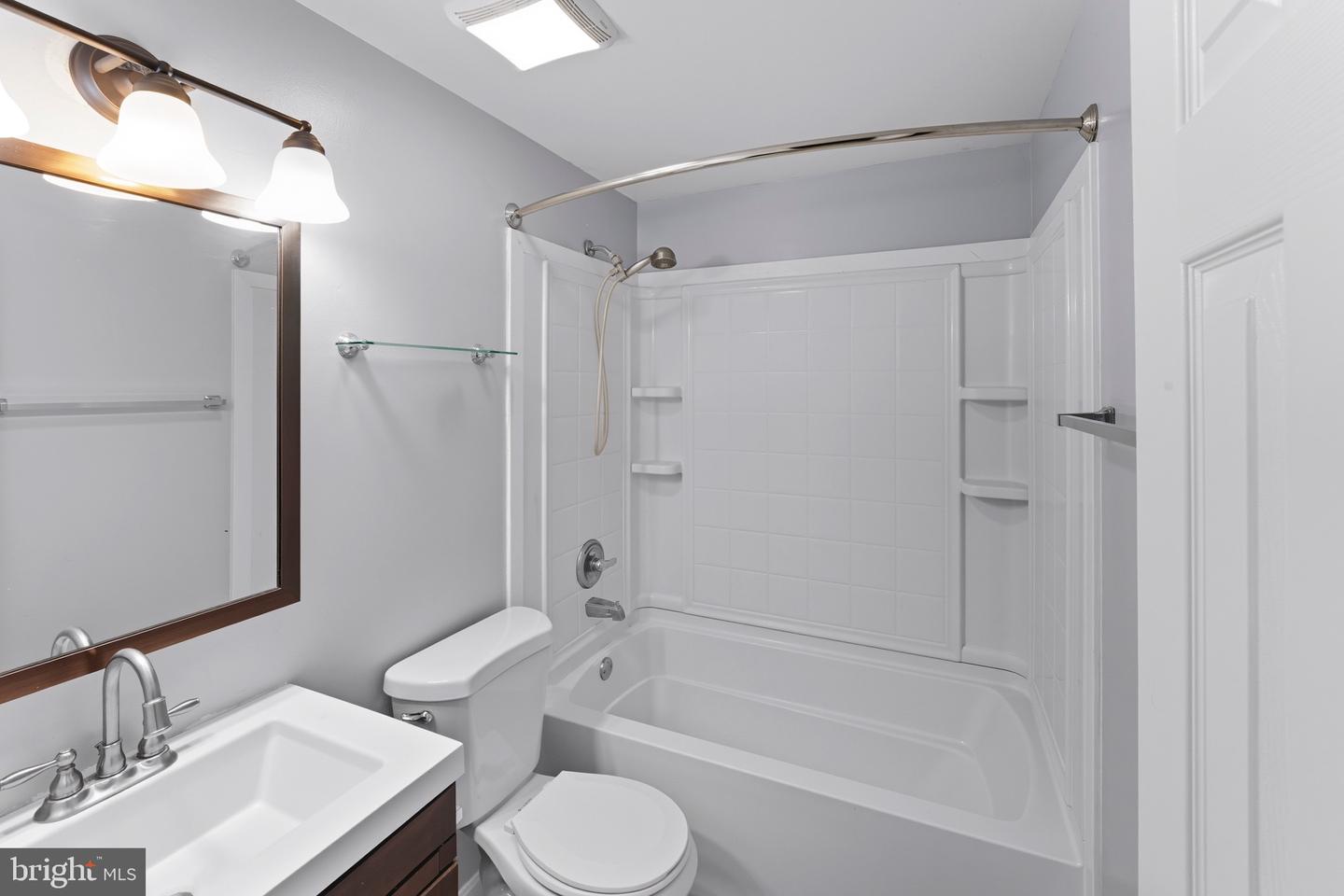 14010 MAPLEDALE AVE, WOODBRIDGE, Virginia 22193, 4 Bedrooms Bedrooms, ,2 BathroomsBathrooms,Residential,For sale,14010 MAPLEDALE AVE,VAPW2103928 MLS # VAPW2103928