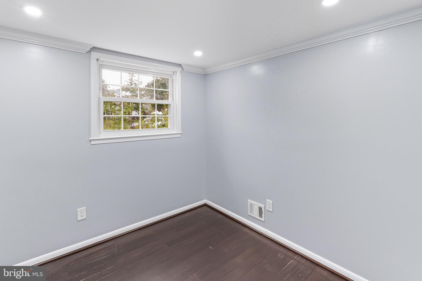 14010 MAPLEDALE AVE, WOODBRIDGE, Virginia 22193, 4 Bedrooms Bedrooms, ,2 BathroomsBathrooms,Residential,For sale,14010 MAPLEDALE AVE,VAPW2103928 MLS # VAPW2103928