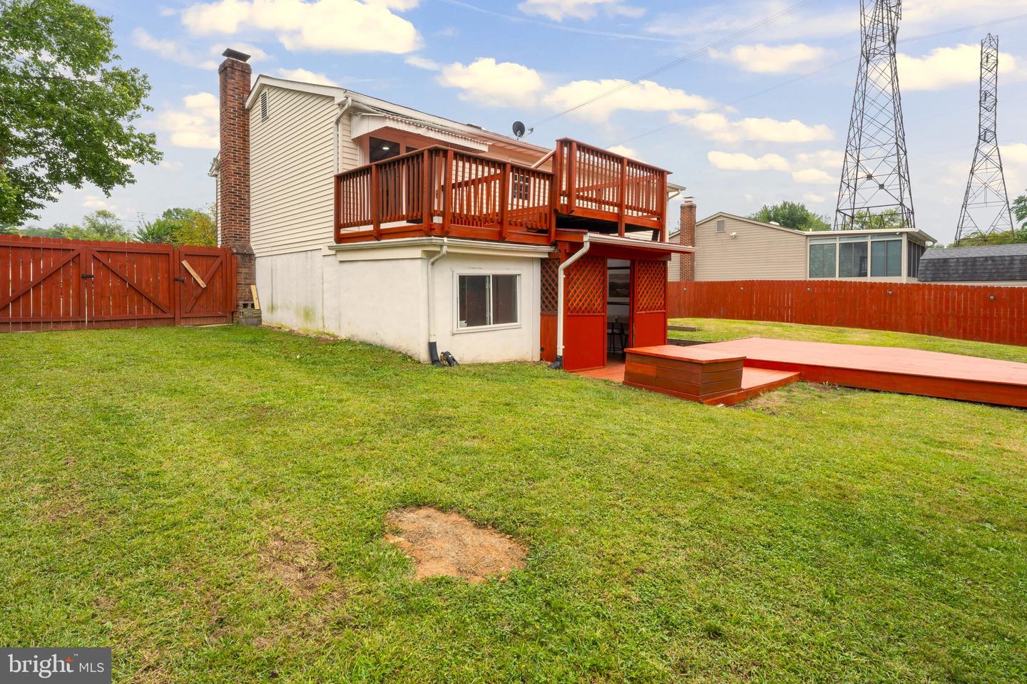 14010 MAPLEDALE AVE, WOODBRIDGE, Virginia 22193, 4 Bedrooms Bedrooms, ,2 BathroomsBathrooms,Residential,For sale,14010 MAPLEDALE AVE,VAPW2103928 MLS # VAPW2103928