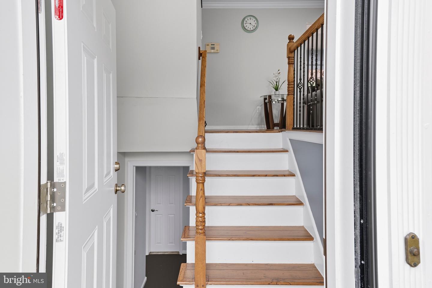 14010 MAPLEDALE AVE, WOODBRIDGE, Virginia 22193, 4 Bedrooms Bedrooms, ,2 BathroomsBathrooms,Residential,For sale,14010 MAPLEDALE AVE,VAPW2103928 MLS # VAPW2103928