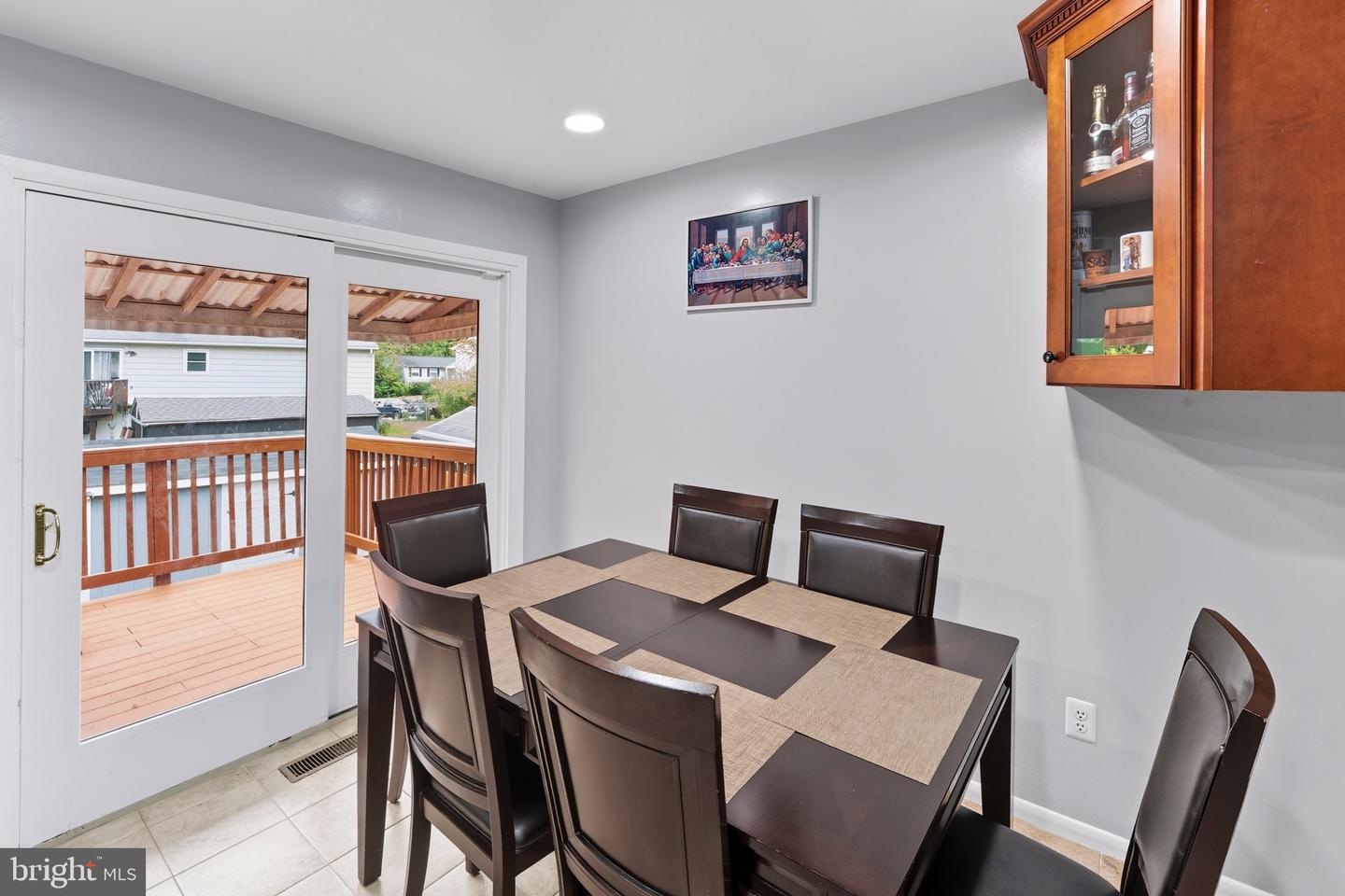 14010 MAPLEDALE AVE, WOODBRIDGE, Virginia 22193, 4 Bedrooms Bedrooms, ,2 BathroomsBathrooms,Residential,For sale,14010 MAPLEDALE AVE,VAPW2103928 MLS # VAPW2103928