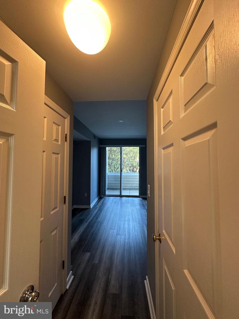 1645 INTERNATIONAL DR #125, MCLEAN, Virginia 22102, 1 Bedroom Bedrooms, ,1 BathroomBathrooms,Residential,For sale,1645 INTERNATIONAL DR #125,VAFX2272886 MLS # VAFX2272886