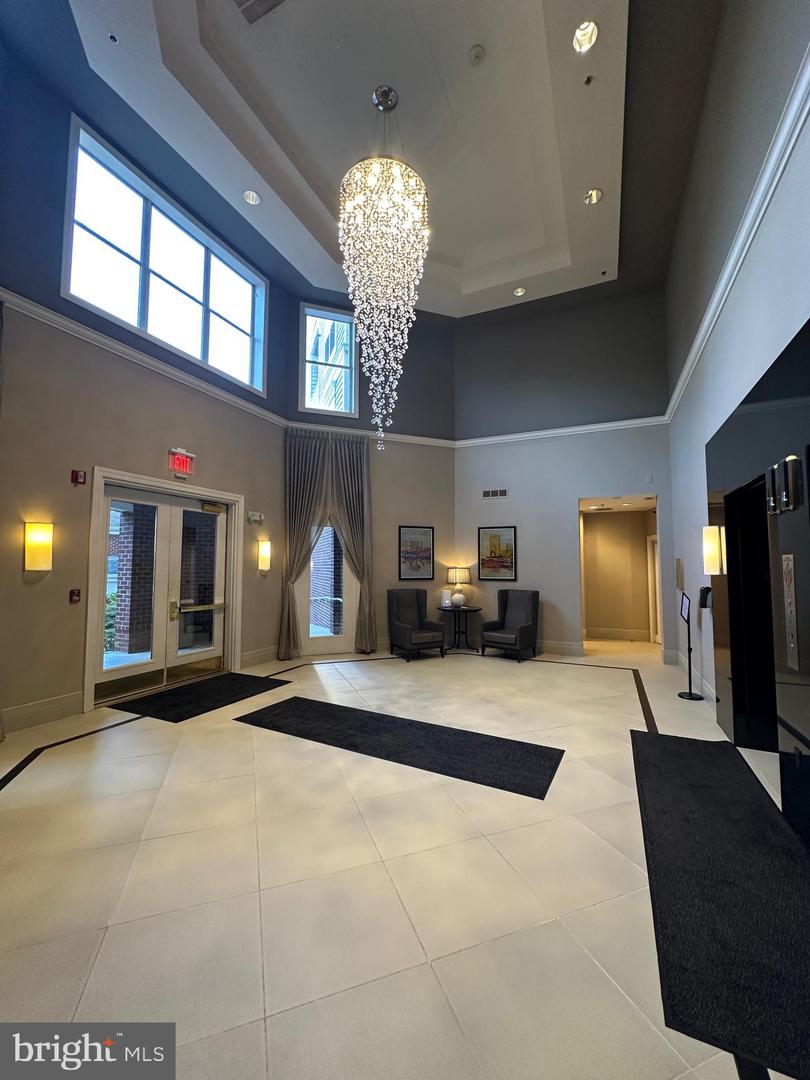 1645 INTERNATIONAL DR #125, MCLEAN, Virginia 22102, 1 Bedroom Bedrooms, ,1 BathroomBathrooms,Residential,For sale,1645 INTERNATIONAL DR #125,VAFX2272886 MLS # VAFX2272886