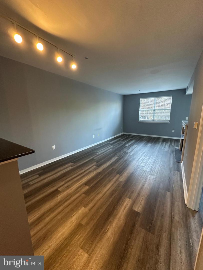 1645 INTERNATIONAL DR #125, MCLEAN, Virginia 22102, 1 Bedroom Bedrooms, ,1 BathroomBathrooms,Residential,For sale,1645 INTERNATIONAL DR #125,VAFX2272886 MLS # VAFX2272886