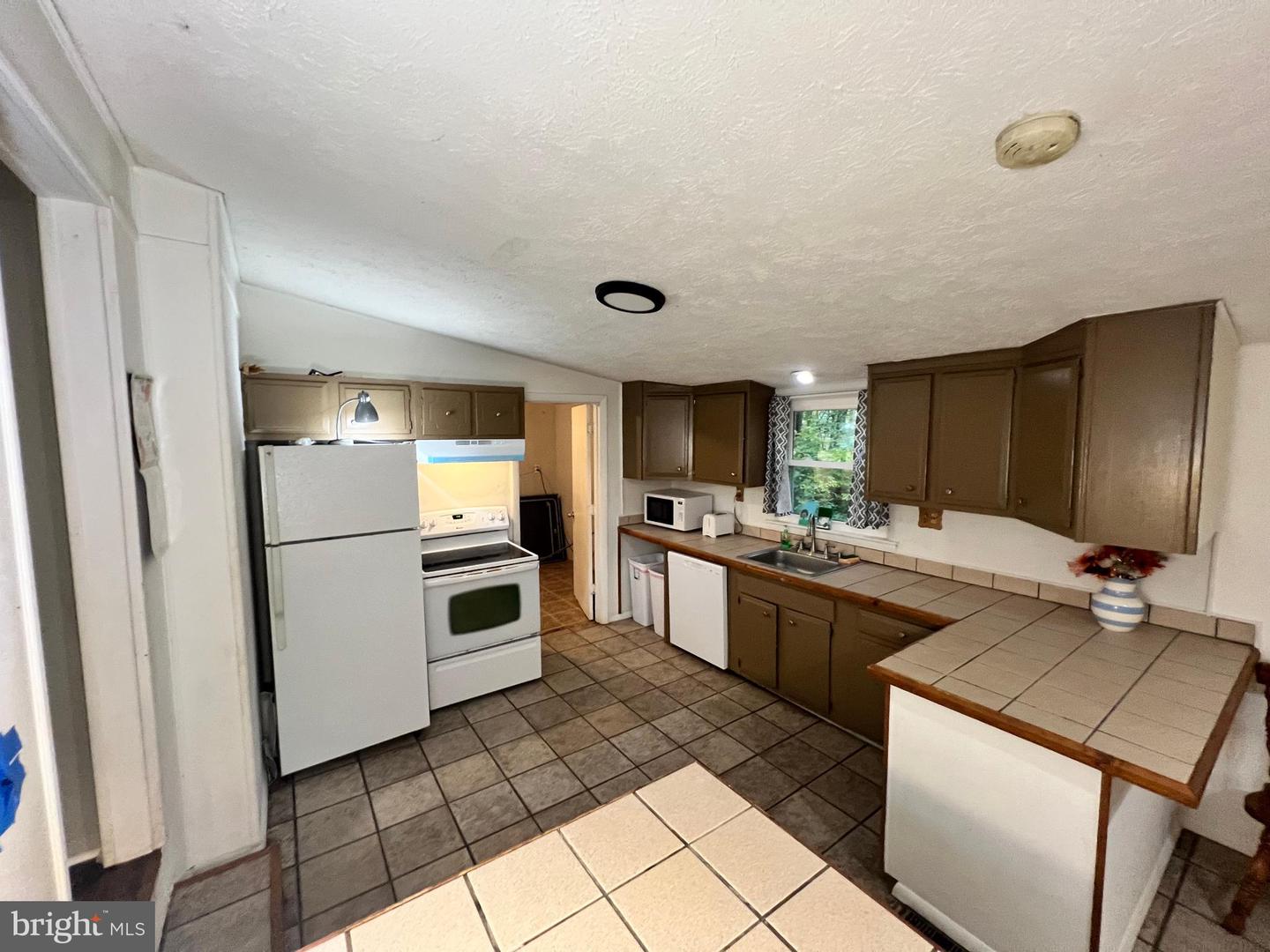 535 MT PLEASANT DR, LOCUST GROVE, Virginia 22508, 3 Bedrooms Bedrooms, ,2 BathroomsBathrooms,Residential,For sale,535 MT PLEASANT DR,VAOR2012500 MLS # VAOR2012500