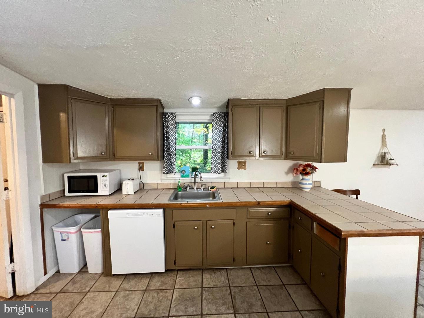 535 MT PLEASANT DR, LOCUST GROVE, Virginia 22508, 3 Bedrooms Bedrooms, ,2 BathroomsBathrooms,Residential,For sale,535 MT PLEASANT DR,VAOR2012500 MLS # VAOR2012500