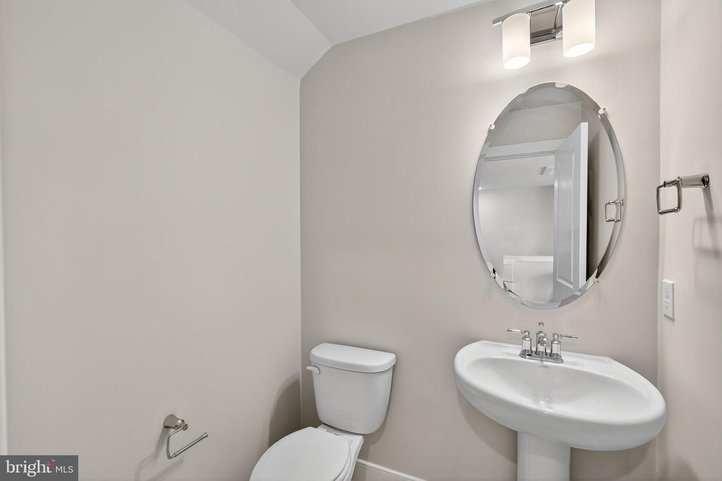 17292 TURNSTONE DR, DUMFRIES, Virginia 22026, 3 Bedrooms Bedrooms, ,2 BathroomsBathrooms,Residential,For sale,17292 TURNSTONE DR,VAPW2105982 MLS # VAPW2105982