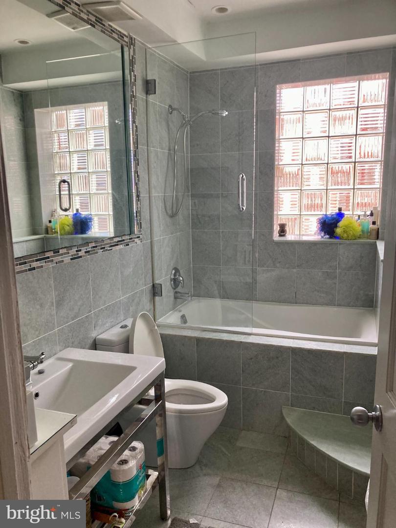 146 QUINCY PL NE, WASHINGTON, District Of Columbia 20002, 3 Bedrooms Bedrooms, 4 Rooms Rooms,1 BathroomBathrooms,Residential,For sale,146 QUINCY PL NE,DCDC2227060 MLS # DCDC2227060 146 QUINCY PL NE, WASHINGTON, District Of Columbia 20002, 3 Bedrooms Bedrooms, 4 Rooms Rooms,1 BathroomBathrooms,Residential,For sale,146 QUINCY PL NE,DCDC2227060 MLS # DCDC2227060