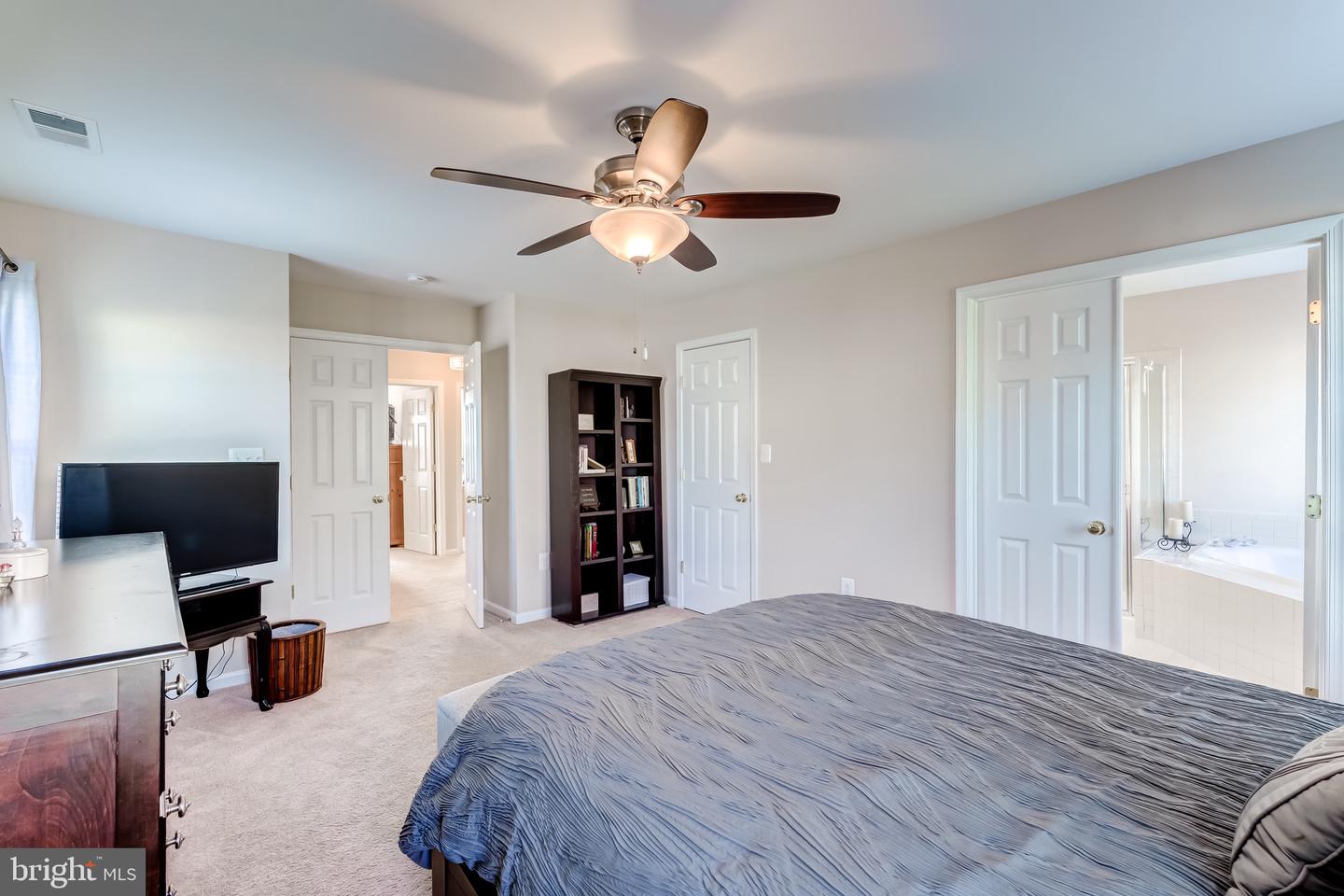 18483 WIDE MEADOW SQ, LEESBURG, Virginia 20176, 3 Bedrooms Bedrooms, ,3 BathroomsBathrooms,Residential,For sale,18483 WIDE MEADOW SQ,VALO2108914 MLS # VALO2108914