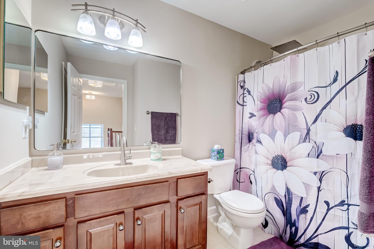 18483 WIDE MEADOW SQ, LEESBURG, Virginia 20176, 3 Bedrooms Bedrooms, ,3 BathroomsBathrooms,Residential,For sale,18483 WIDE MEADOW SQ,VALO2108914 MLS # VALO2108914