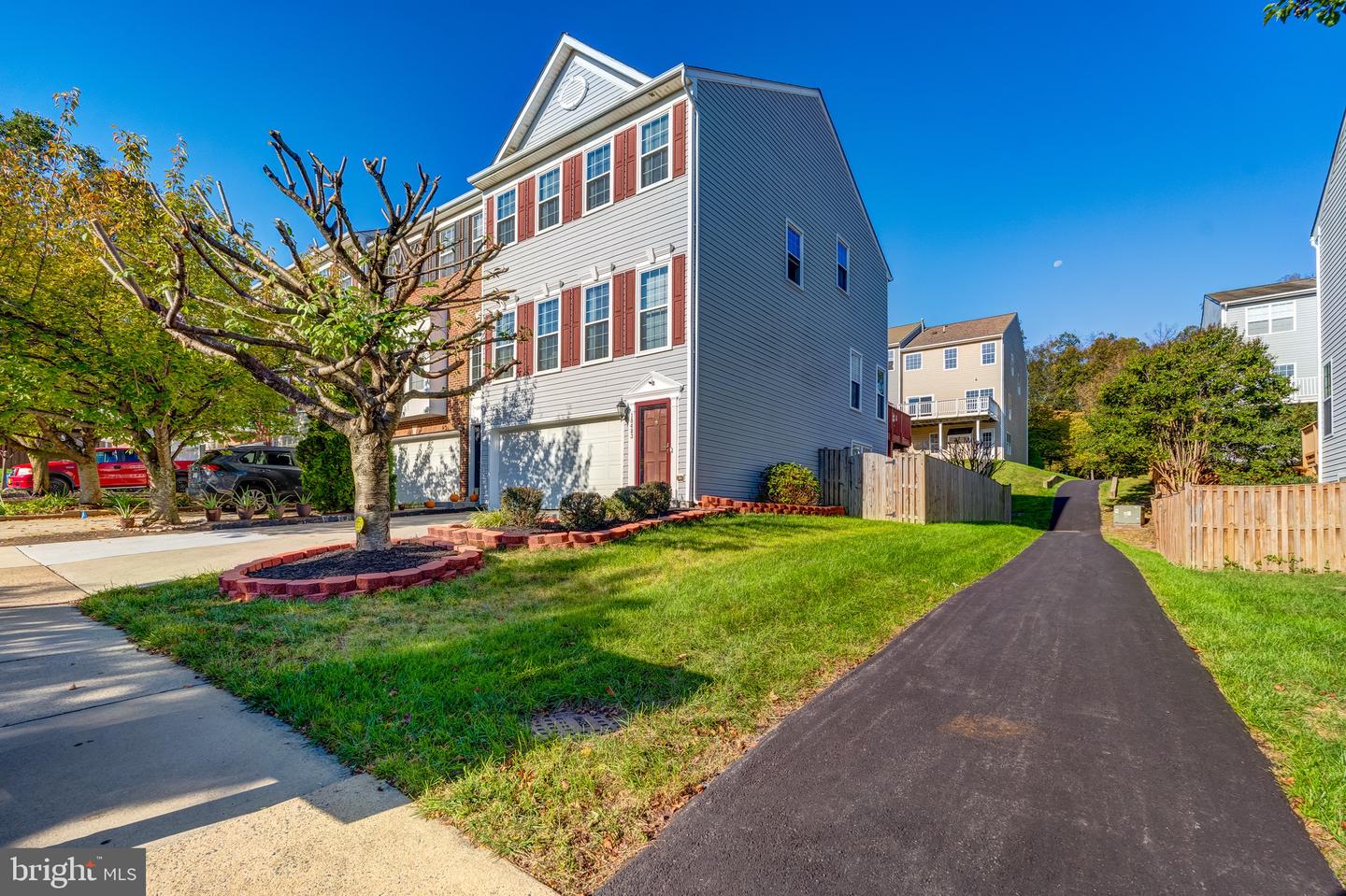 18483 WIDE MEADOW SQ, LEESBURG, Virginia 20176, 3 Bedrooms Bedrooms, ,3 BathroomsBathrooms,Residential,For sale,18483 WIDE MEADOW SQ,VALO2108914 MLS # VALO2108914