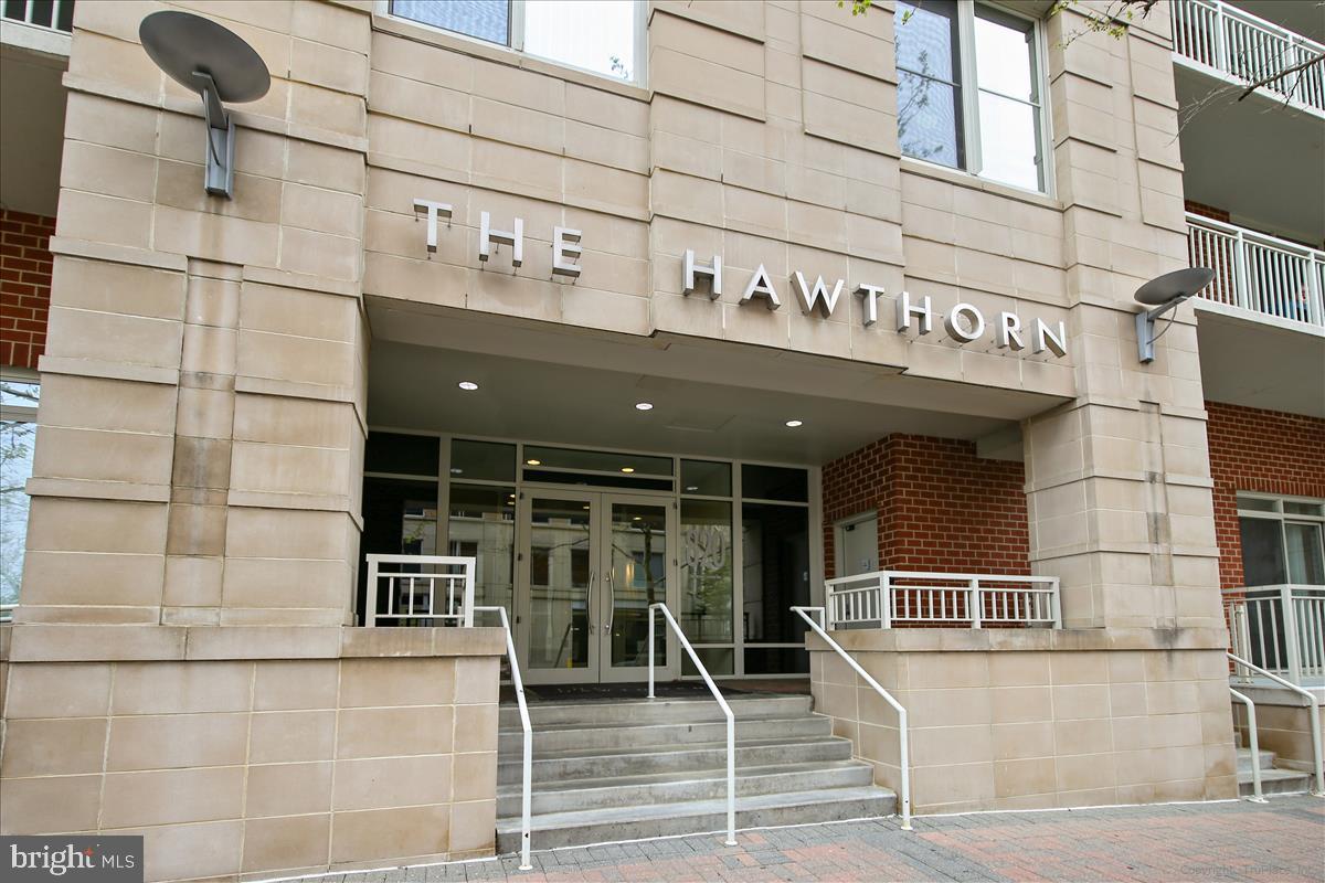 820 N POLLARD ST #812, ARLINGTON, Virginia 22203, 1 Bedroom Bedrooms, 4 Rooms Rooms,1 BathroomBathrooms,Residential,For sale,820 N POLLARD ST #812,VAAR2065144 MLS # VAAR2065144
