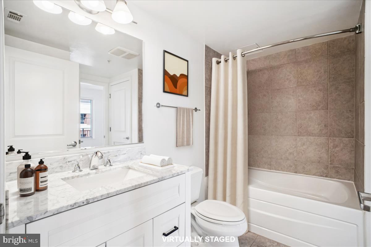 820 N POLLARD ST #812, ARLINGTON, Virginia 22203, 1 Bedroom Bedrooms, 4 Rooms Rooms,1 BathroomBathrooms,Residential,For sale,820 N POLLARD ST #812,VAAR2065144 MLS # VAAR2065144