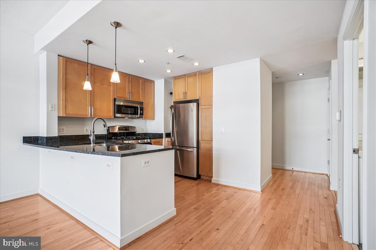 820 N POLLARD ST #812, ARLINGTON, Virginia 22203, 1 Bedroom Bedrooms, 4 Rooms Rooms,1 BathroomBathrooms,Residential,For sale,820 N POLLARD ST #812,VAAR2065144 MLS # VAAR2065144