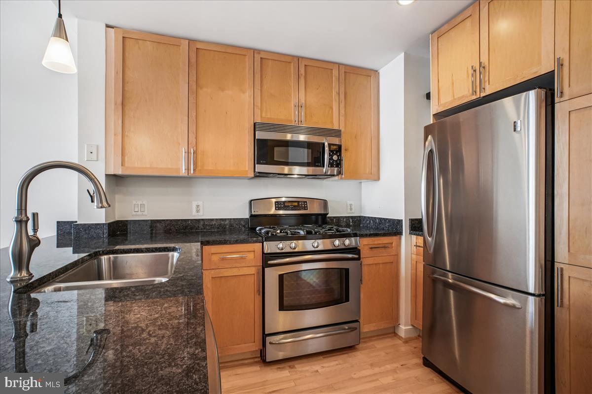820 N POLLARD ST #812, ARLINGTON, Virginia 22203, 1 Bedroom Bedrooms, 4 Rooms Rooms,1 BathroomBathrooms,Residential,For sale,820 N POLLARD ST #812,VAAR2065144 MLS # VAAR2065144