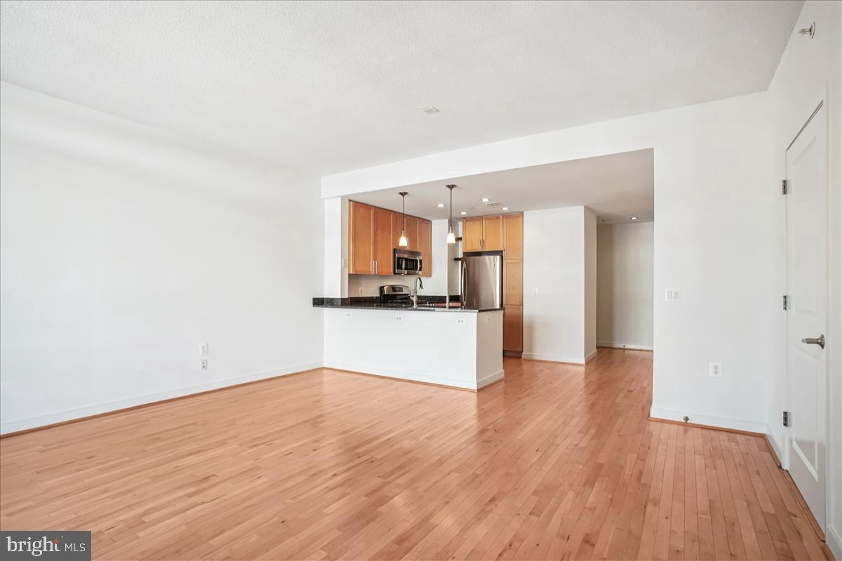 820 N POLLARD ST #812, ARLINGTON, Virginia 22203, 1 Bedroom Bedrooms, 4 Rooms Rooms,1 BathroomBathrooms,Residential,For sale,820 N POLLARD ST #812,VAAR2065144 MLS # VAAR2065144