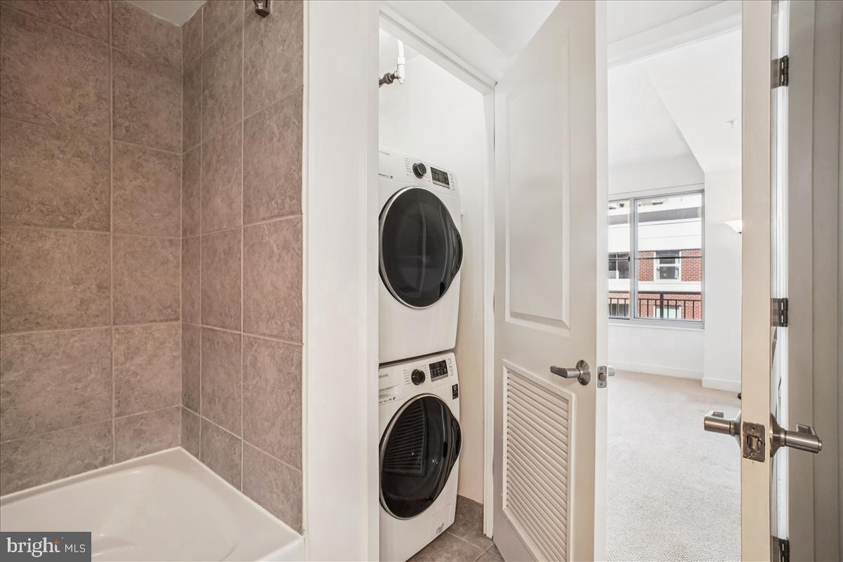 820 N POLLARD ST #812, ARLINGTON, Virginia 22203, 1 Bedroom Bedrooms, 4 Rooms Rooms,1 BathroomBathrooms,Residential,For sale,820 N POLLARD ST #812,VAAR2065144 MLS # VAAR2065144