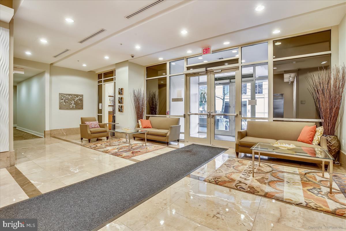 820 N POLLARD ST #812, ARLINGTON, Virginia 22203, 1 Bedroom Bedrooms, 4 Rooms Rooms,1 BathroomBathrooms,Residential,For sale,820 N POLLARD ST #812,VAAR2065144 MLS # VAAR2065144