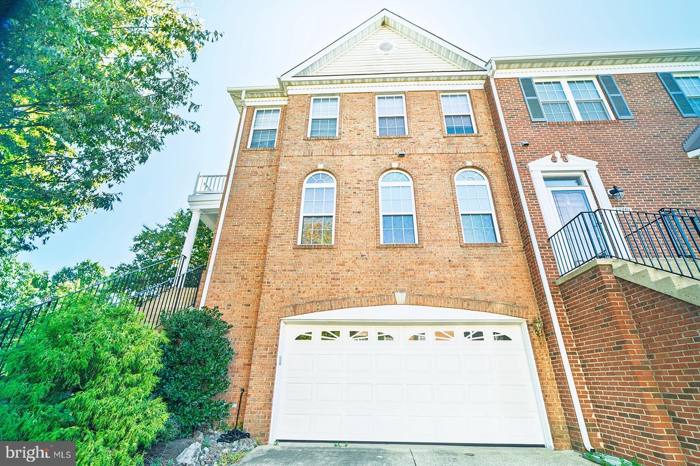 43793 STEINBECK SQ, ASHBURN, Virginia 20147, 3 Bedrooms Bedrooms, ,3 BathroomsBathrooms,Residential,For sale,43793 STEINBECK SQ,VALO2109270 MLS # VALO2109270