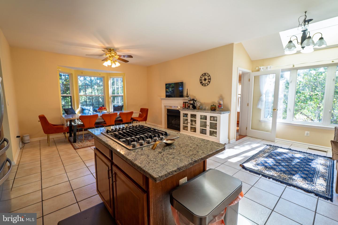43793 STEINBECK SQ, ASHBURN, Virginia 20147, 3 Bedrooms Bedrooms, ,3 BathroomsBathrooms,Residential,For sale,43793 STEINBECK SQ,VALO2109270 MLS # VALO2109270