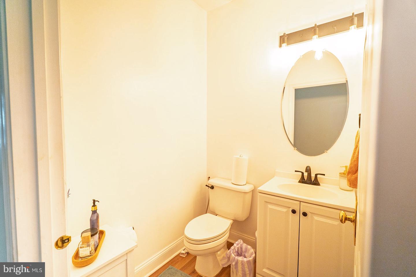 43793 STEINBECK SQ, ASHBURN, Virginia 20147, 3 Bedrooms Bedrooms, ,3 BathroomsBathrooms,Residential,For sale,43793 STEINBECK SQ,VALO2109270 MLS # VALO2109270
