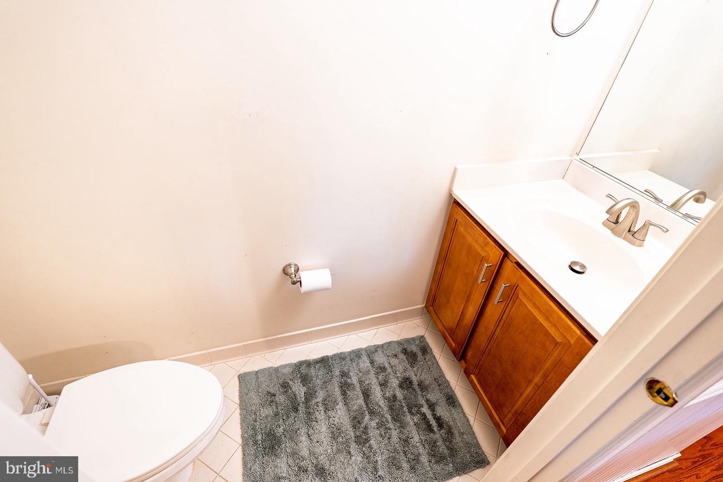 43793 STEINBECK SQ, ASHBURN, Virginia 20147, 3 Bedrooms Bedrooms, ,3 BathroomsBathrooms,Residential,For sale,43793 STEINBECK SQ,VALO2109270 MLS # VALO2109270
