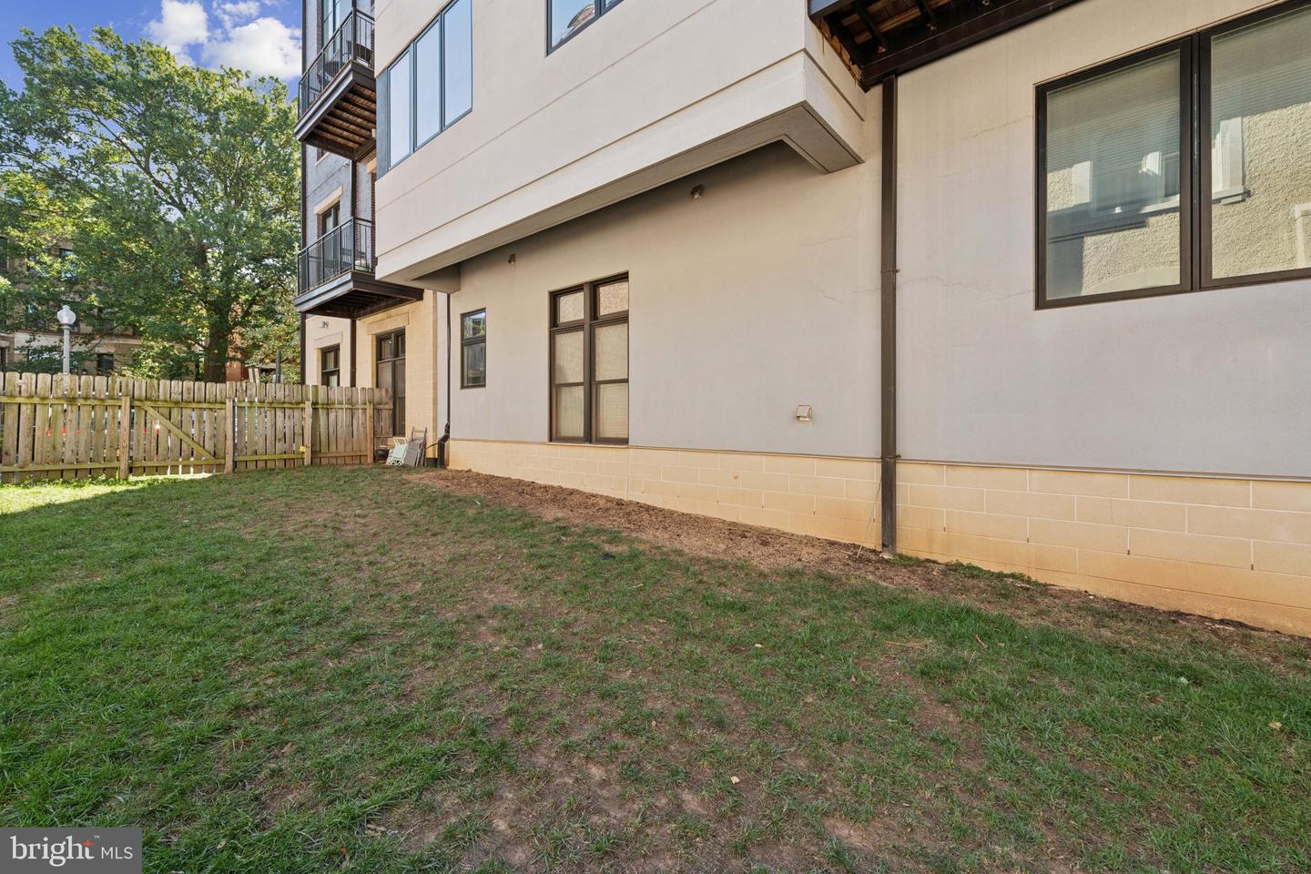 1767 LANIER PL NW #6, WASHINGTON, District Of Columbia 20009, 2 Bedrooms Bedrooms, ,2 BathroomsBathrooms,Residential,For sale,1767 LANIER PL NW #6,DCDC2227940 MLS # DCDC2227940