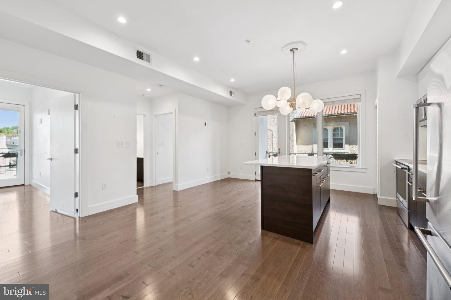 1767 LANIER PL NW #6, WASHINGTON, District Of Columbia 20009, 2 Bedrooms Bedrooms, ,2 BathroomsBathrooms,Residential,For sale,1767 LANIER PL NW #6,DCDC2227940 MLS # DCDC2227940