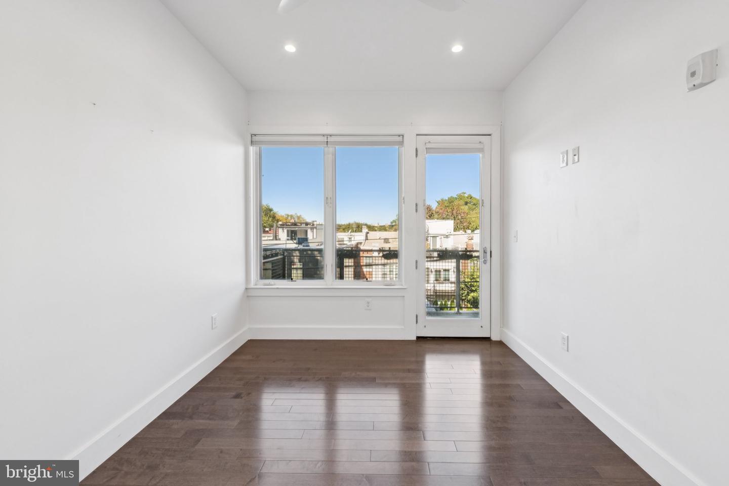 1767 LANIER PL NW #6, WASHINGTON, District Of Columbia 20009, 2 Bedrooms Bedrooms, ,2 BathroomsBathrooms,Residential,For sale,1767 LANIER PL NW #6,DCDC2227940 MLS # DCDC2227940