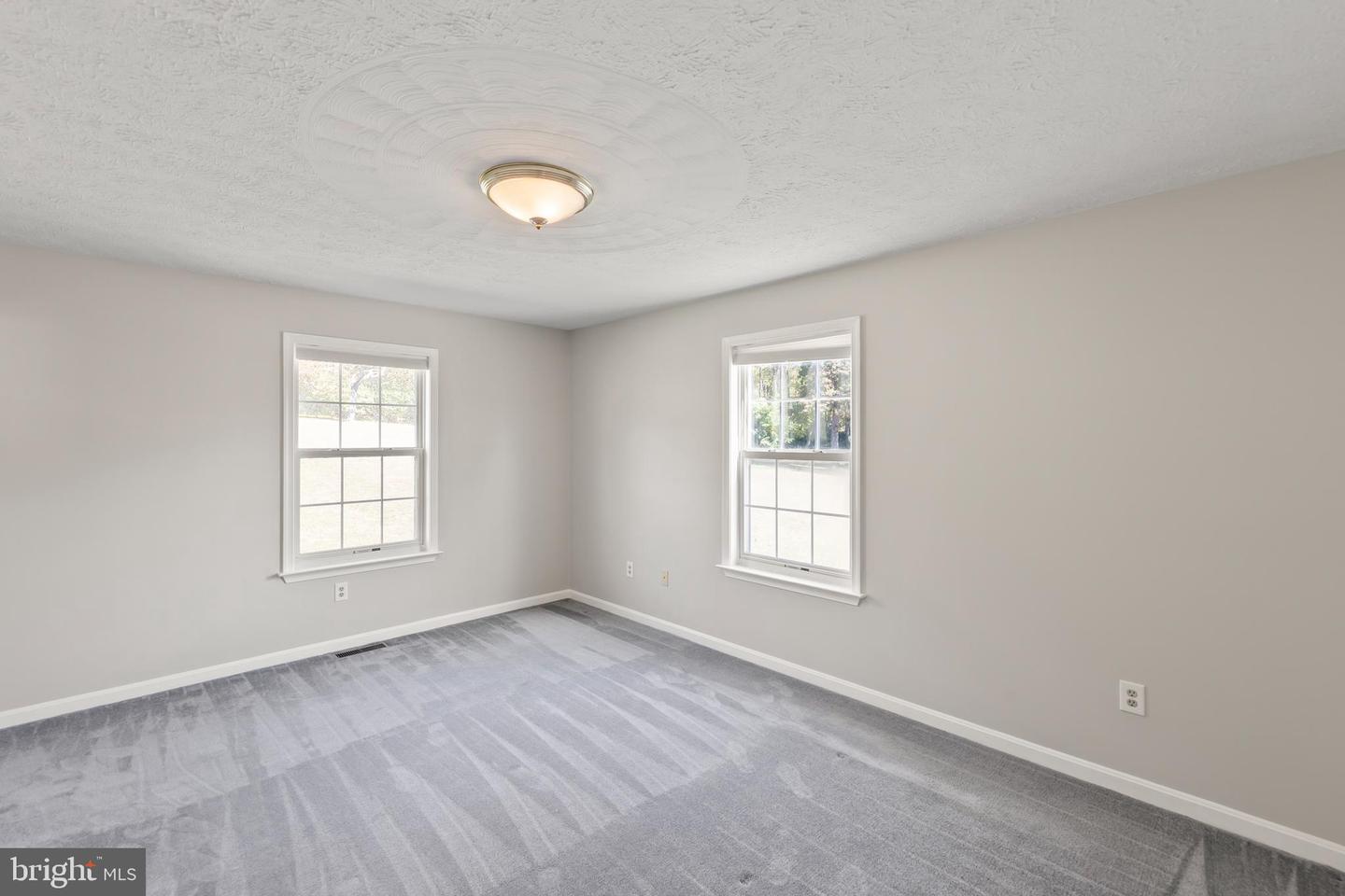 1039 HIATT RD, WINCHESTER, Virginia 22603, 3 Bedrooms Bedrooms, ,2 BathroomsBathrooms,Residential,For sale,1039 HIATT RD,VAFV2037548 MLS # VAFV2037548